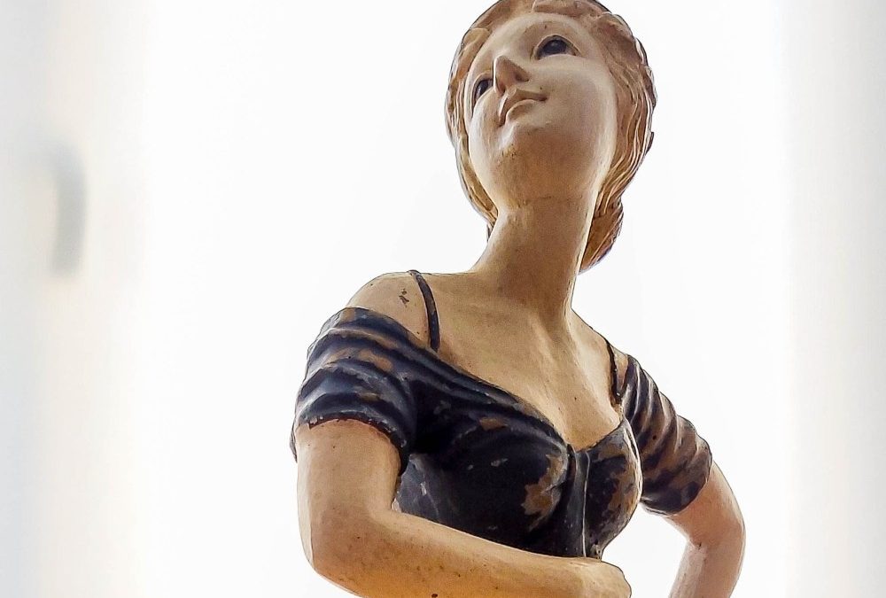 LOS MASCARONES DE PROA