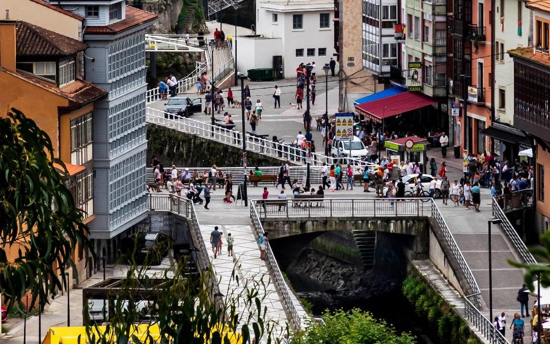 EL PUENTE SIN NOMBRE