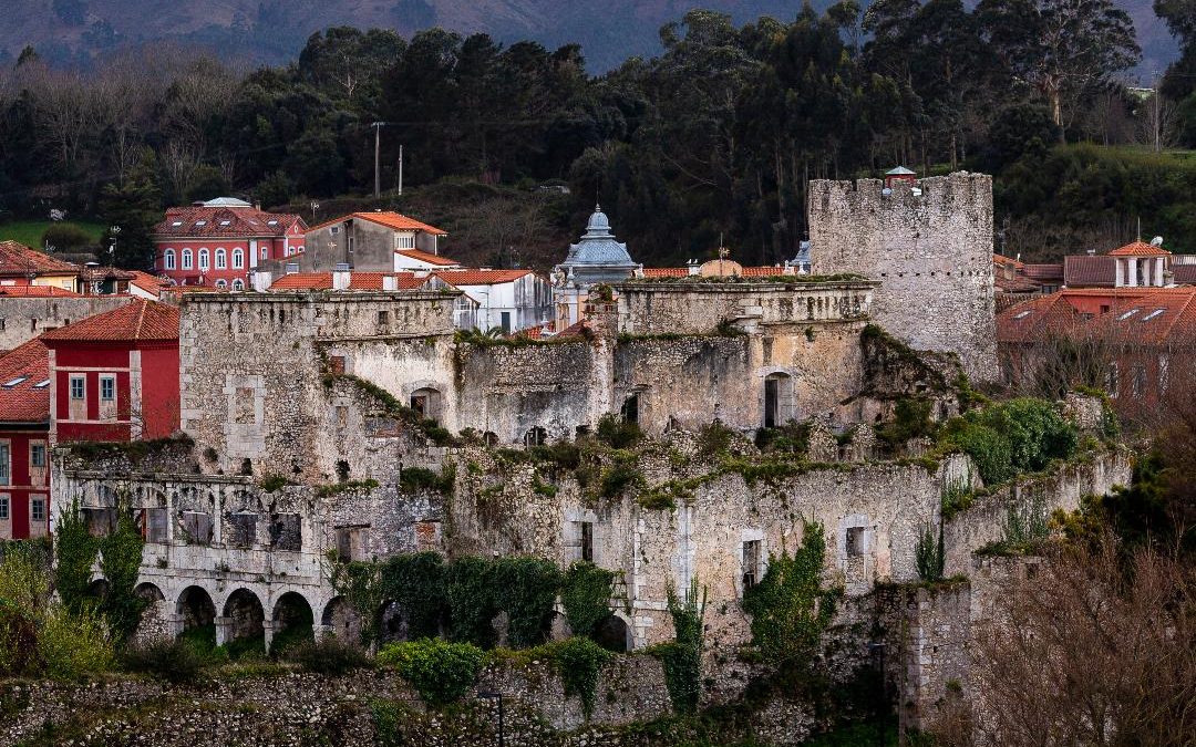 UN GOBERNADOR COLONIAL EN LLANES