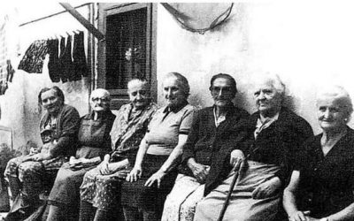 EXPOSICIÓN DEDICADA A LAS VENDEDORAS DE PESCADO | año 2001