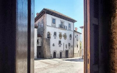 ¿LA PRIMERA ESCUELA DE LLANES ESTUVO EN LA CAPILLA DE LOS MAREANTES?