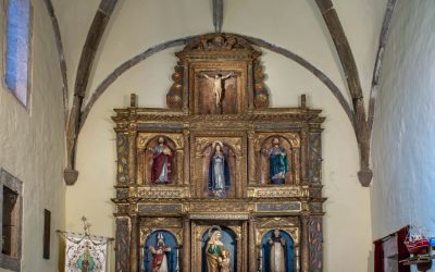 LAS ÚLTIMAS RESTAURACIONES DEL RETABLO DE LA CAPILLA DE SANTA ANA