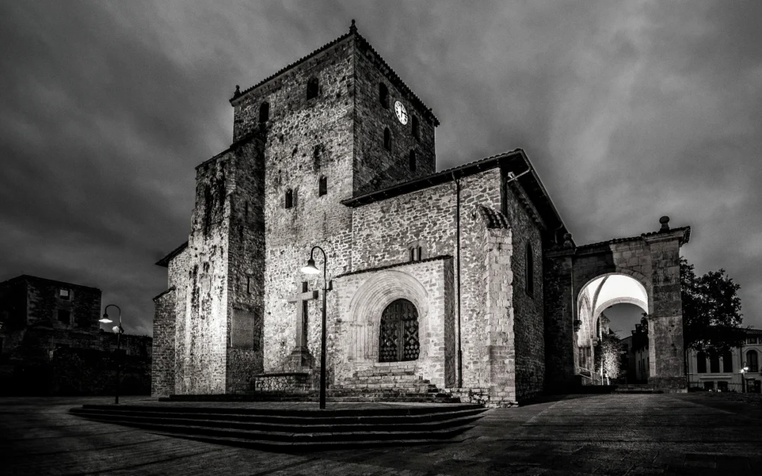 ¿SABÍAS QUÉ SUPUSO PARA  LLANES QUE SU PUERTO FUERA AUTORIZADO EN EXCLUSIVA PARA LA IMPORTACIÓN DE LA SAL?