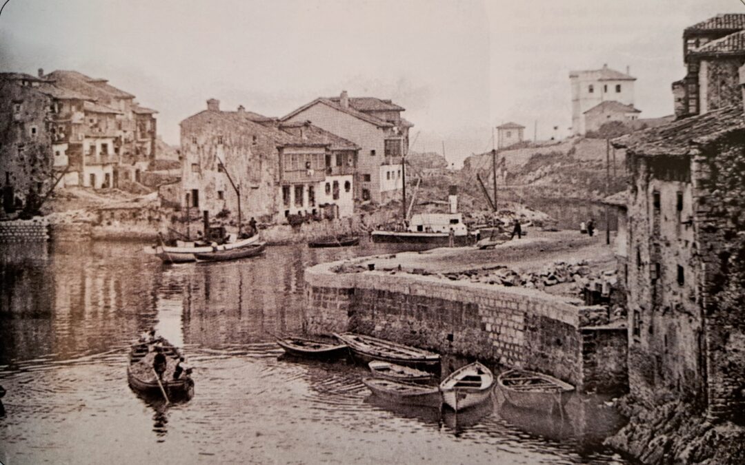 ¿SABÍAIS QUE EN EL SIGLO XVI YA HABÍA UN MUELLE EN EL PUERTO DE LLANES?