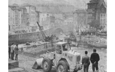 LA COLABORACIÓN DE TODOS EN EL DRAGADO DEL PUERTO | AÑO 1969