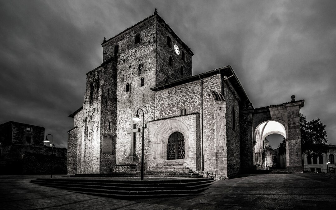 EN NUESTRA IGLESIA, DERECHO DE ASILO