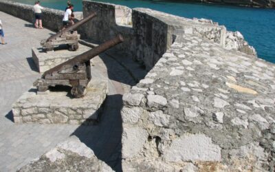 CORSARIOS BRITÁNICOS EN LLANES