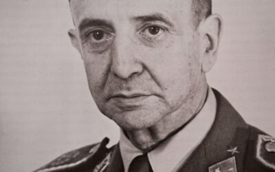 ¿SABÍAIS QUE HUBO UN LLANISCO QUE FUE JEFE DEL ESTADO MAYOR DEL EJÉRCITO?