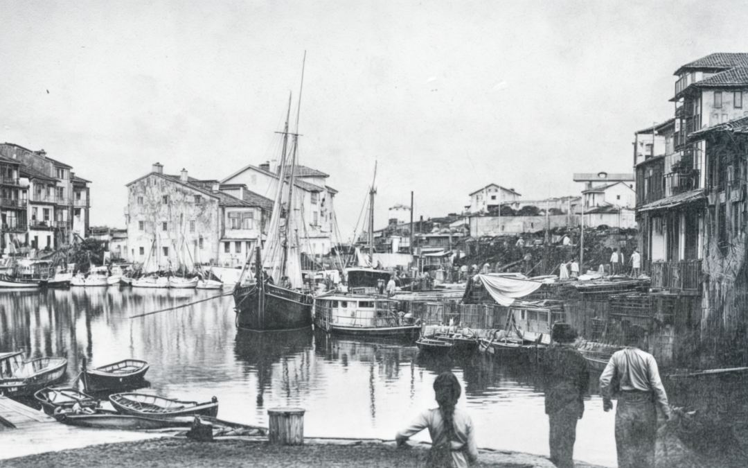 AÑO 1884, LA LANCHA “VILLA DE LLANES” SE QUEDA DE NUEVO EN TIERRA