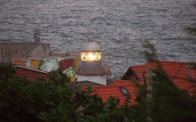 TRES INFORTUNIOS EN EL FARO DE LLANES: UNA MUERTE REPENTINA, UN AHOGAMIENTO Y UN INCENDIO