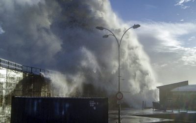 AÑO 2003 ,  Y NO FUE SUFICIENTE, LA MAR SIGUE SALTANDO…..