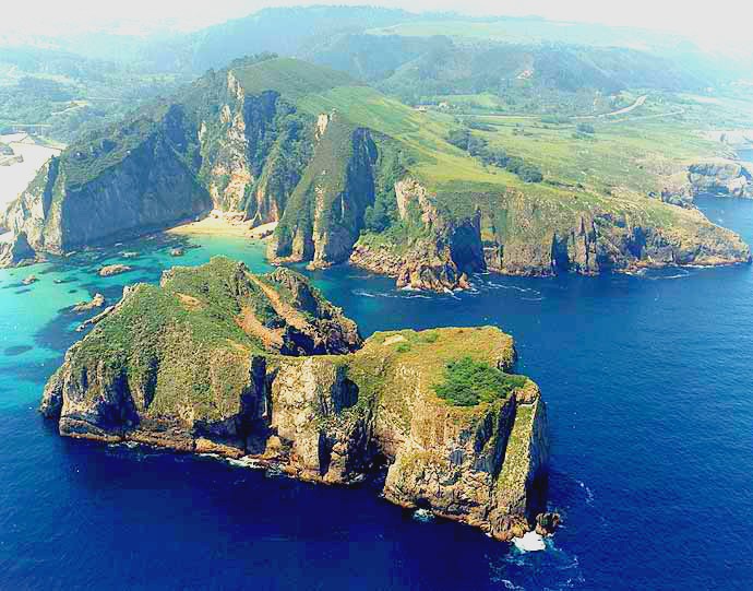 A vista de 'chimborru' el 'Castrón de Santiuste'